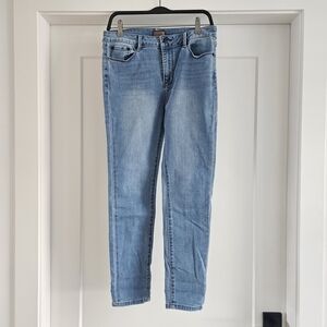 MOTHER Size 30 Light Blue Skinny Jeans